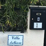Anthiana Villa Coral Bay